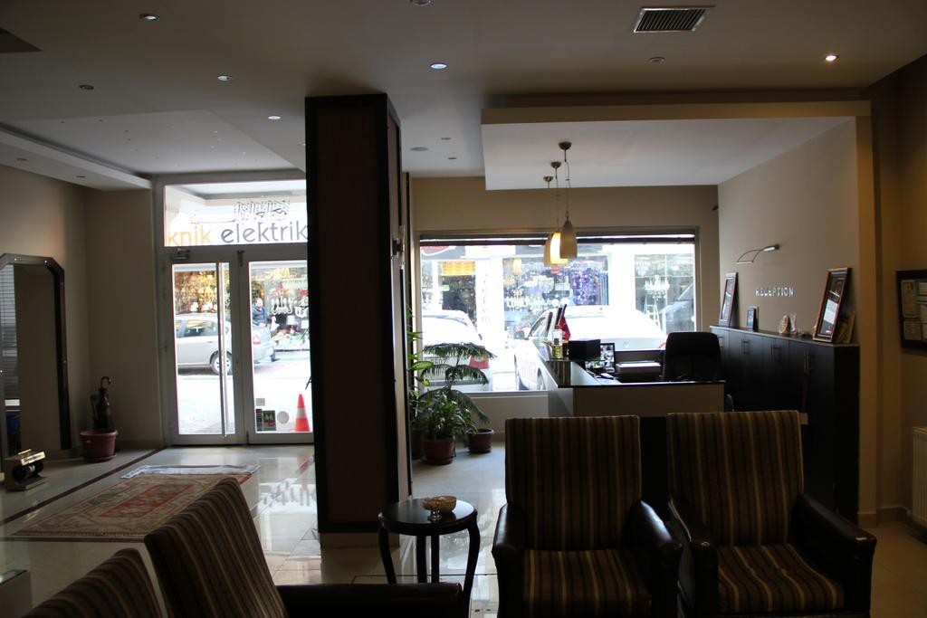 Kent Hotel Samsun Buitenkant foto