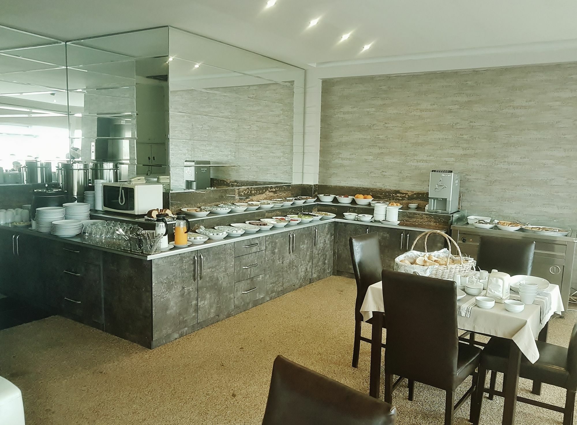 Kent Hotel Samsun Buitenkant foto